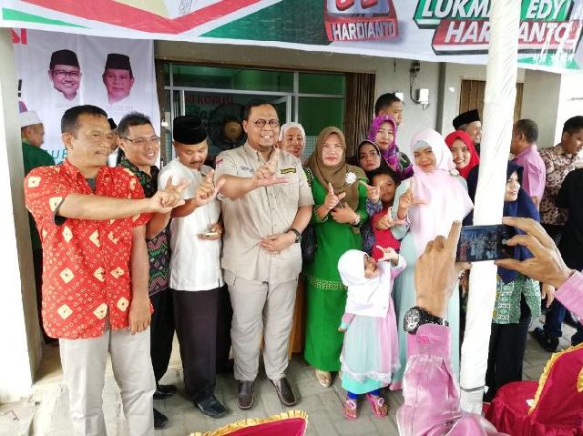 Resmikan Posko Pemenangan, Lukman Edi Minta Dukungan Masyarakat Pelalawan